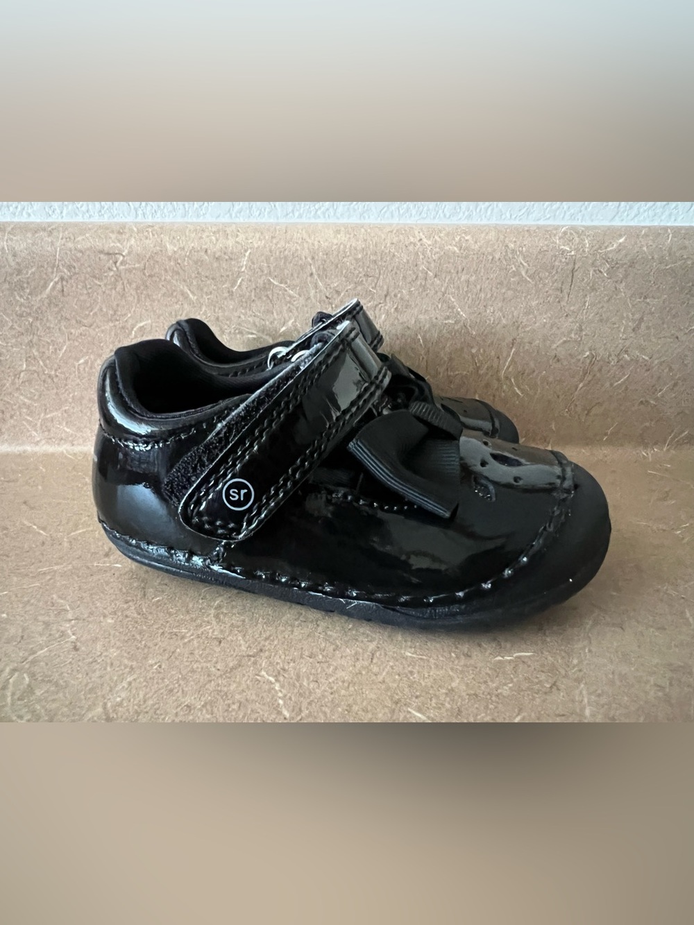 Stride Ride black toddler shoe